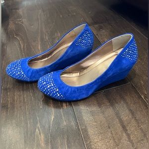 BCBG Blue Suede Wedges FREE SHIPPING!